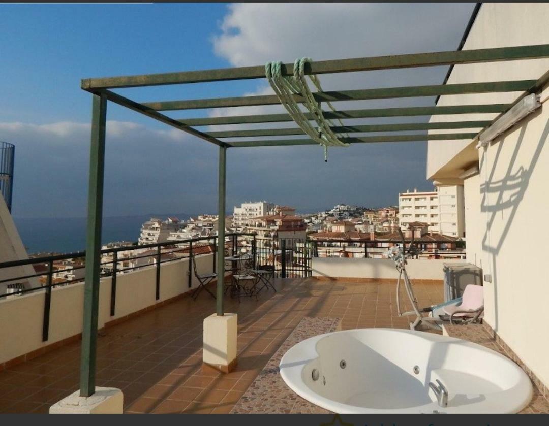 Atico 3 Habitaciones Benalmadena Costa Con Jacuzzi Y Barbacoa Privado מראה חיצוני תמונה
